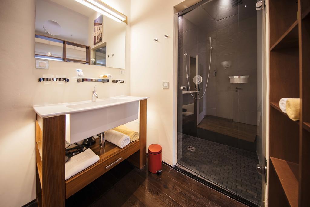 Hotel Rathaus - Wein & Design Vienne Extérieur photo